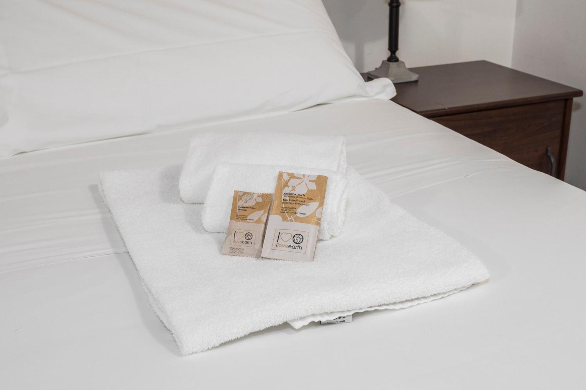 Suites Campo De' Fiori - Zen18-19-20 Roma Ngoại thất bức ảnh